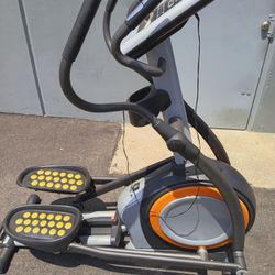 Pro-form elliptical machine