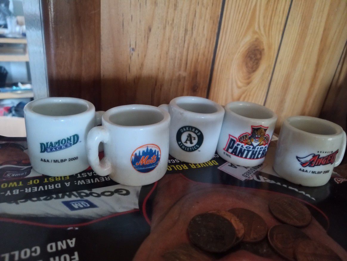 Mini Mugs Featuring MLB Teams