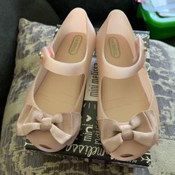 Mini Melissa Size 9