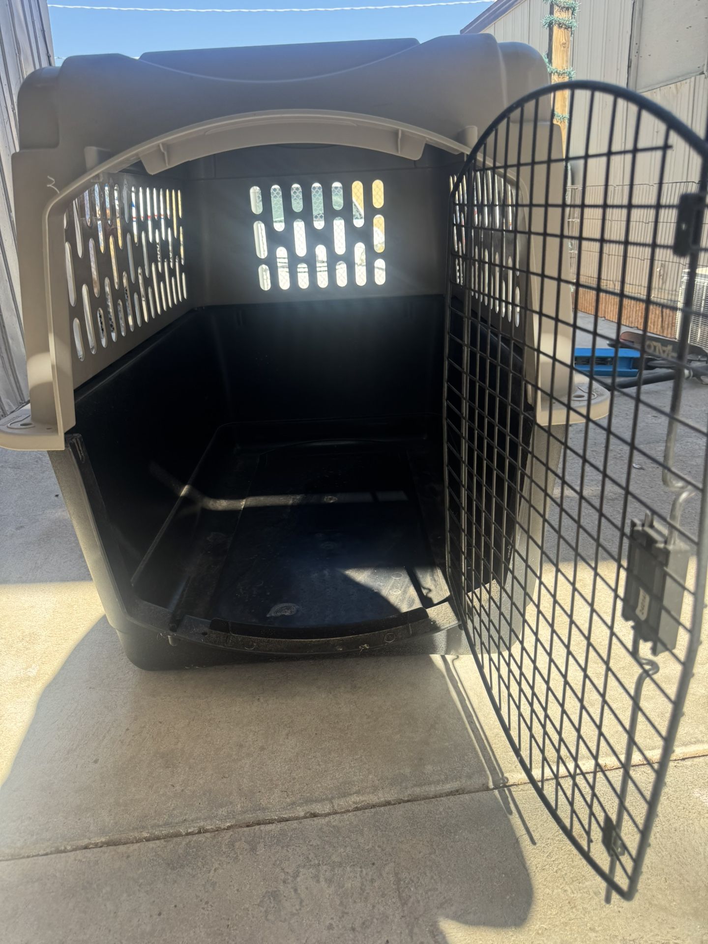 Large Dog Kennel