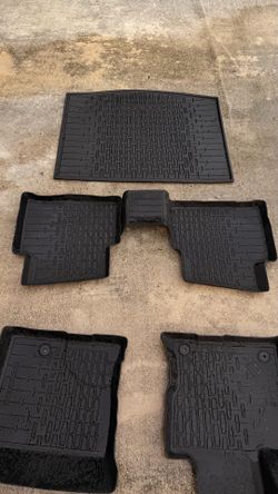 Floor mats  all weather  mats- Lincoln Corsair