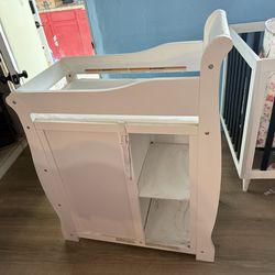 Changing table