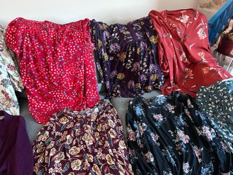 An entire lot of 2x women’s clothes, like new