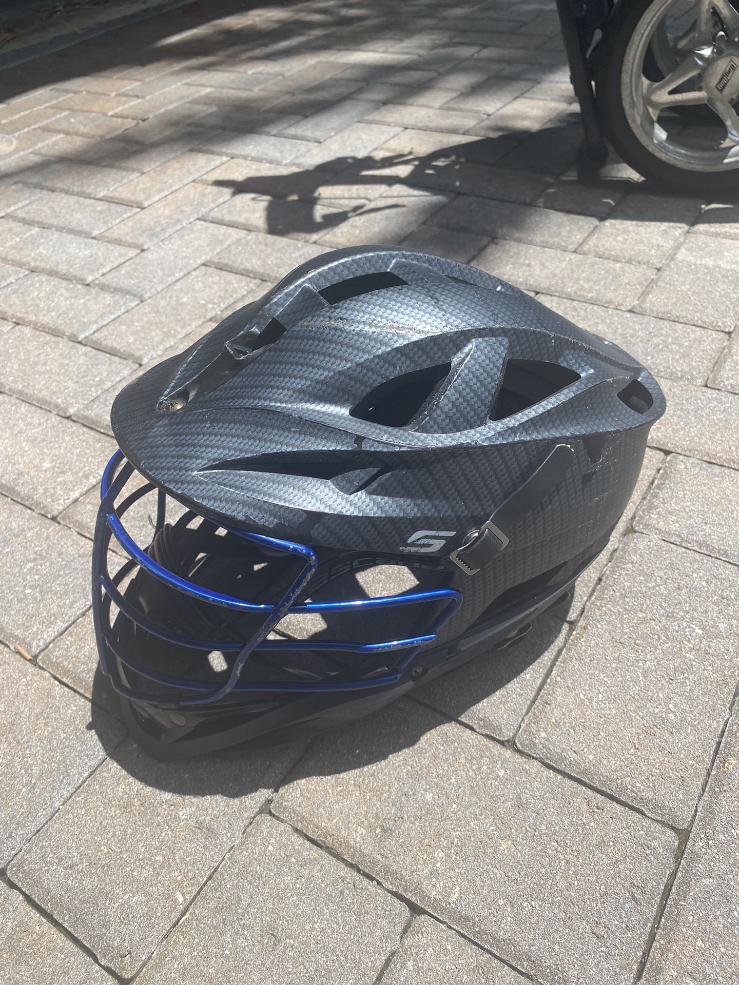 Lacrosse Helmet