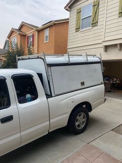 Utility Camper shell