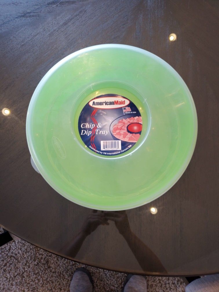 Chip Dip Vegetable Veggie Tray Tupperware Lid Bar B Q