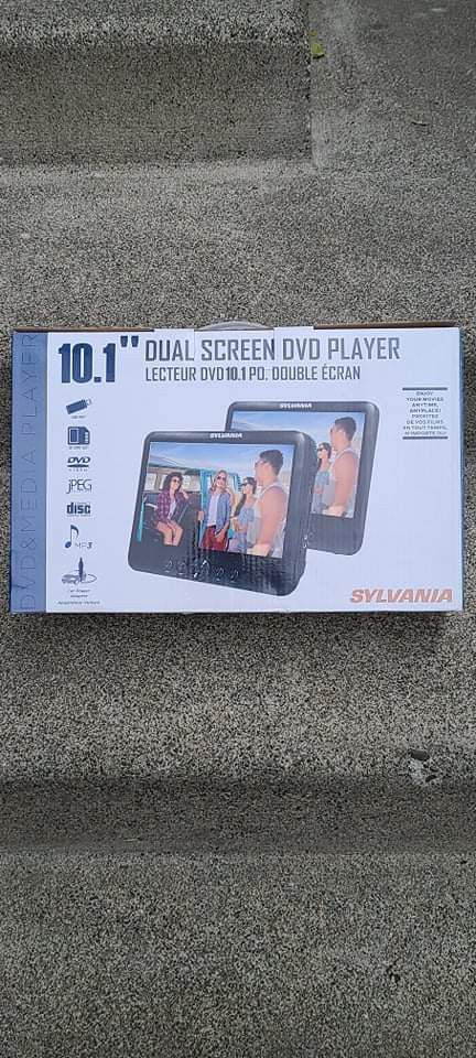 sylvania 10.1" dual screen Portable dvd Player