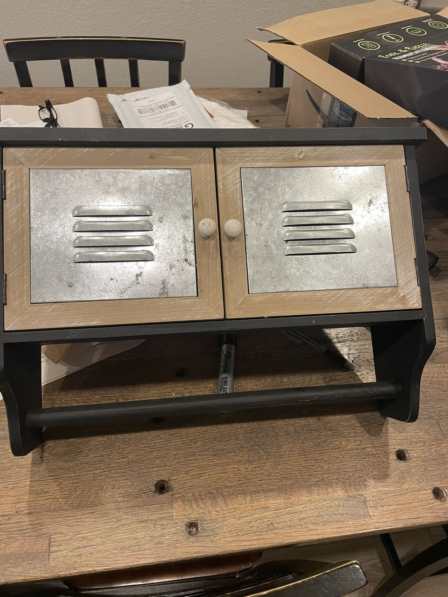 Bathroom Hanging Towel Bar Locker for Sale in Escondido, CA