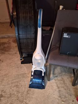 Carpet cleaner