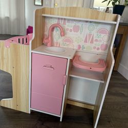 Melissa And Doug Baby Care Center 