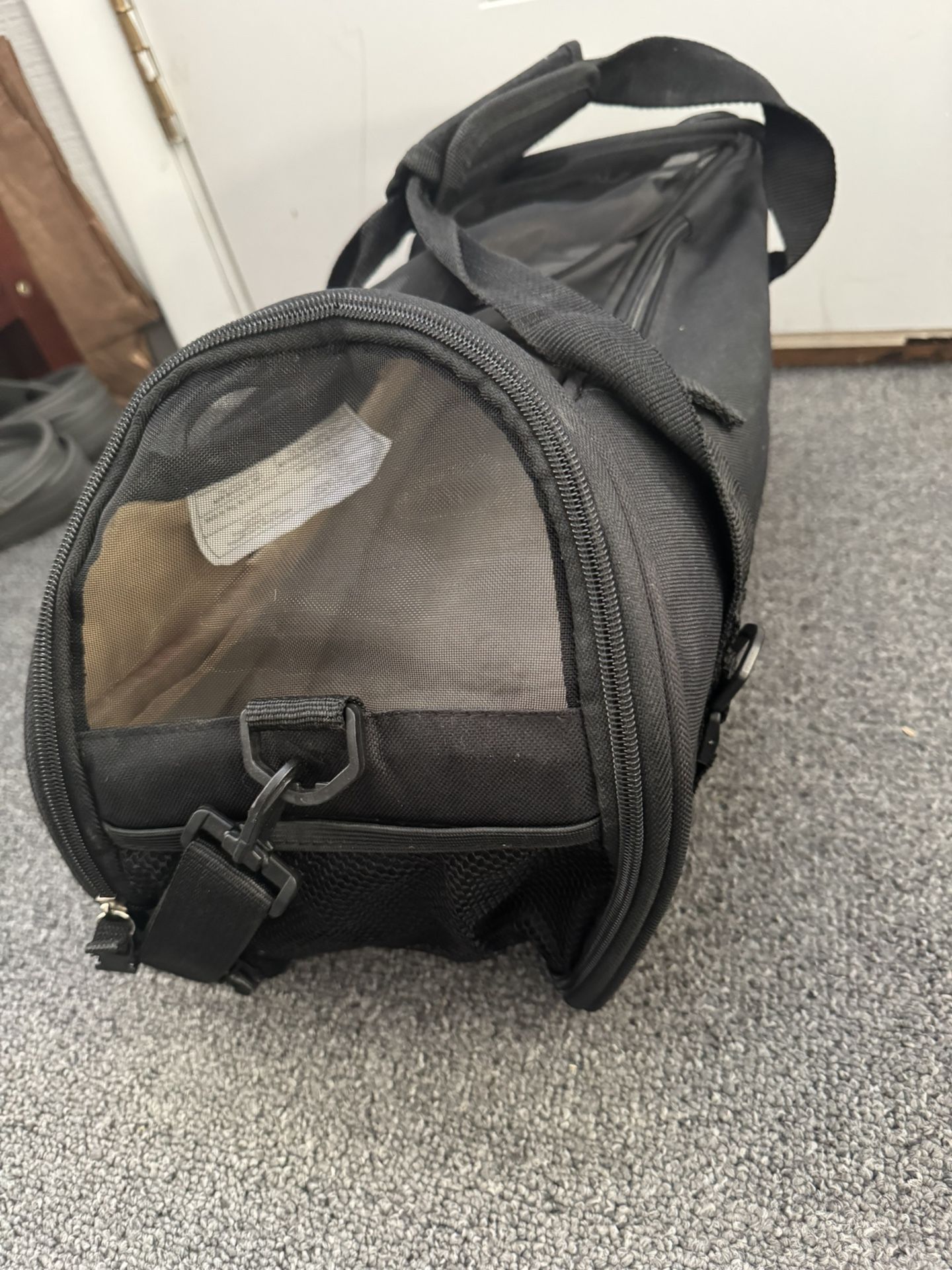 Small Animal Carrier For Airplanes