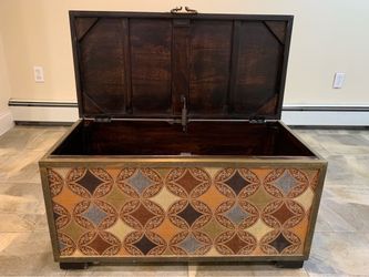 Decorative Storage Trunk / Blanket Chest with Brass Hardware