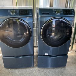 Set Washer  and Dryer 220 Volts  E Lectric 