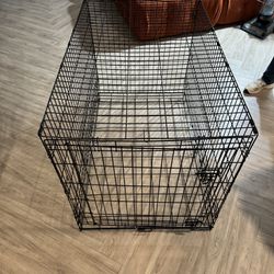 Dog Kennel / Crate