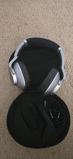 AKG Studio Headphones