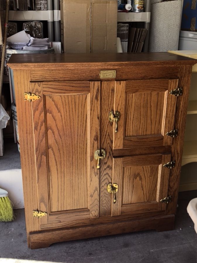 Vintage Belwood Ice Boks Co. U.S.A. for Sale in Las Vegas, NV