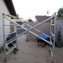 Aluminum Scaffolding With Wheels