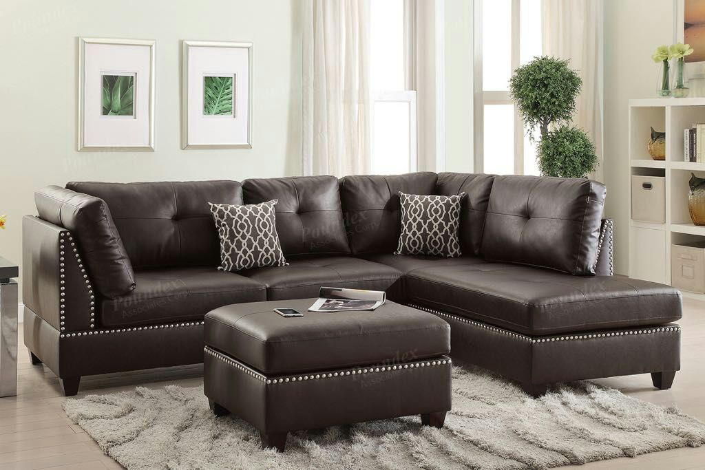Sectional w/ Ottoman and pillows