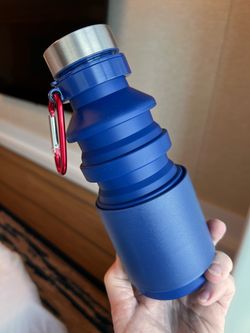 Collapsing 18 oz Drink/Water Bottle Silicone Stainless Steel Lid w/Carabiner