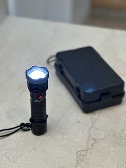 Dive Light - 2000 Lumen - Waterproof