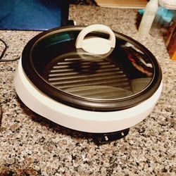3-in-1 Portable Grillet 3Qt.-Aroma Electric Indoor Grill, Dishwasher Safe
