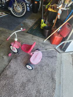 3 Wheels Radio Flyer 