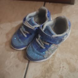 Kids Shoes Size 7.5