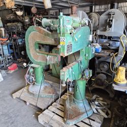 Chicago Pneumatic CP 450EA 24" Rivet Compression Riveter Aircraft Riveting Tool Machine Tools Machinery