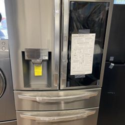 LG Refrigerator With Instaview