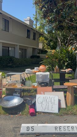 GARAGE SALE EVERYTHING UNDER $20