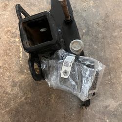 OEM 2020/2025 Jeep Wrangler Hitch 