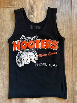 Hooters Metro Center Phoenix, AZ Tank Top - Size Small