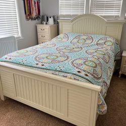 Queen Shabby Chic Bed Frame