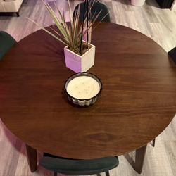 Round Dining Table