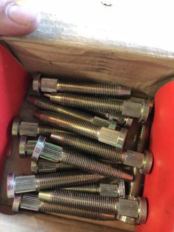 Honda extended lug nuts