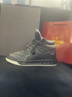 Valentino Sneaker Size 9 (45)