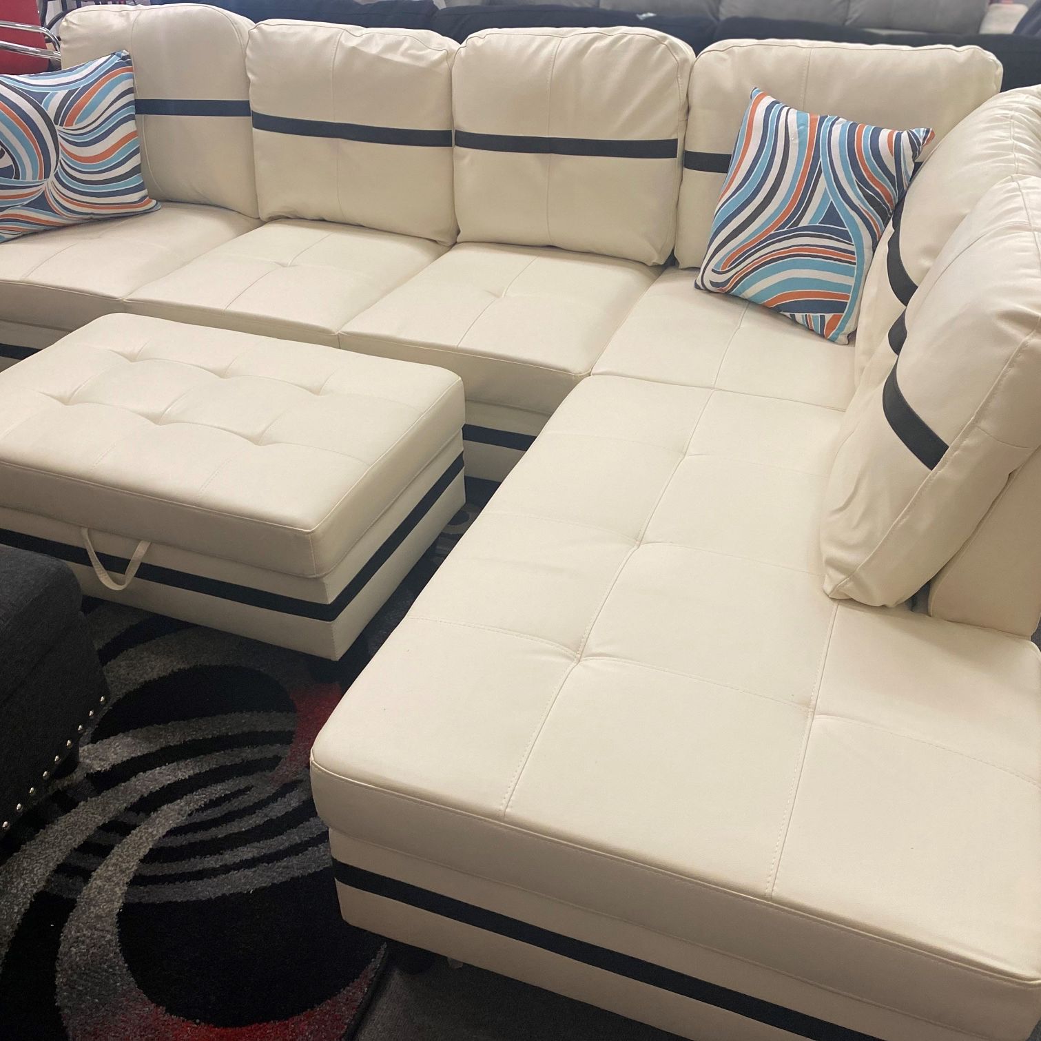 NEW OFFER!✨✨White Sectional Sofa Set w/ Ottoman (Right Chaise)✨Easy Pau Options✨Delivery Express✨