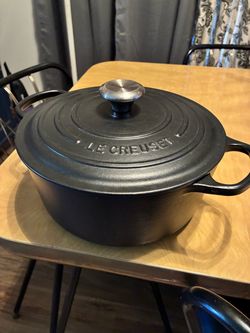 Le Creuset 5.5Qt Dutch Oven