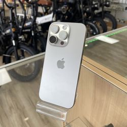 iPhone 16 Pro! Fully Unlocked Can Work With Any Carrier! Shop Without Using Credit! $0 To $100 Down To Take It! 