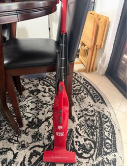 Dirt Devil SimpliStik Corded Bagless Stick Vacuum (Red)