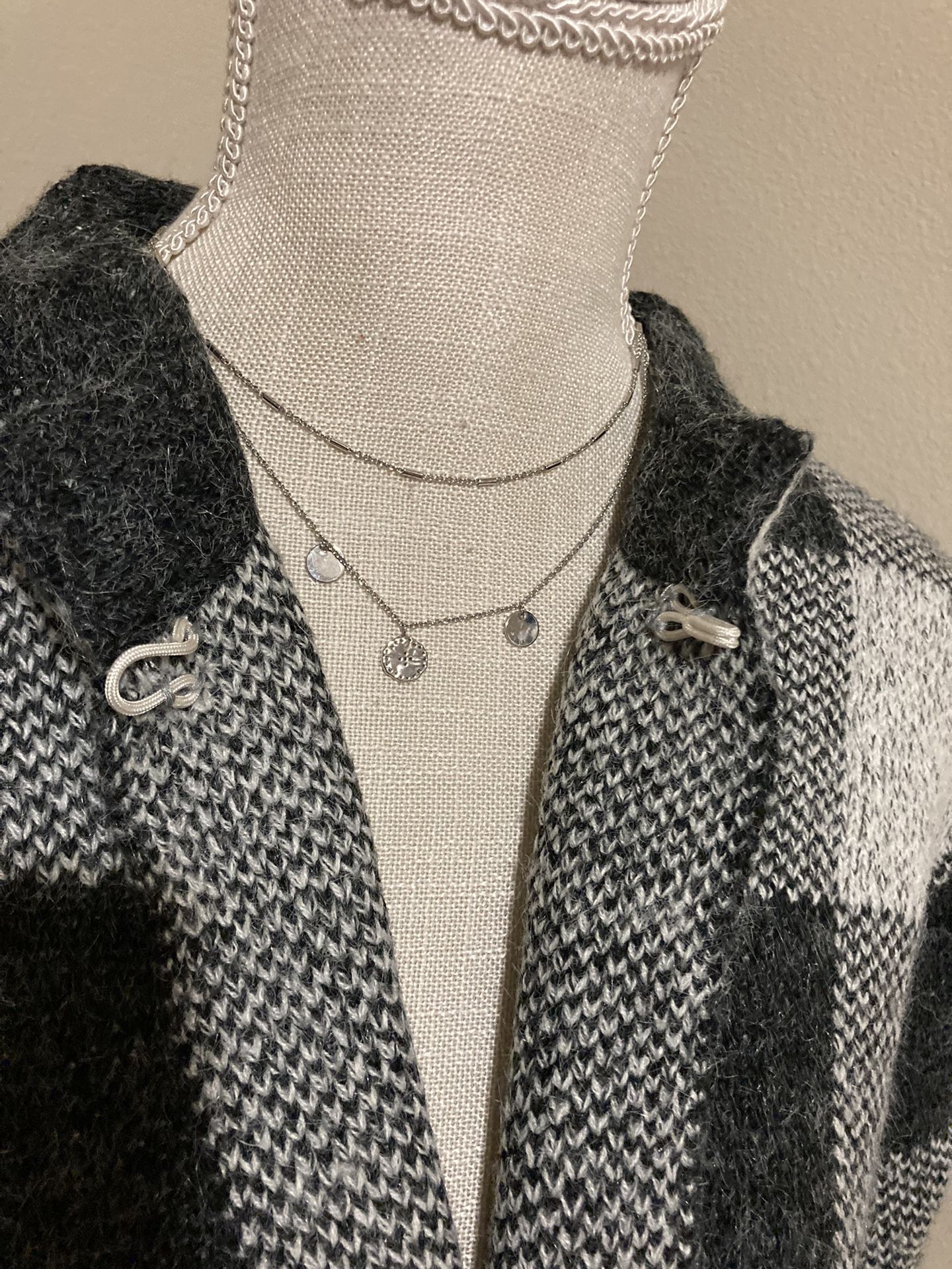 YAIRA cardigan. Size-M.