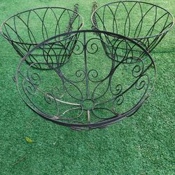Metal Hanging Baskets 
