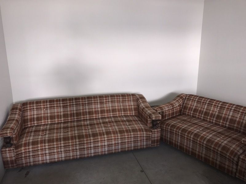 Antique 1960's 70's plaid Couch loveseat set !! On wheels with wood !!