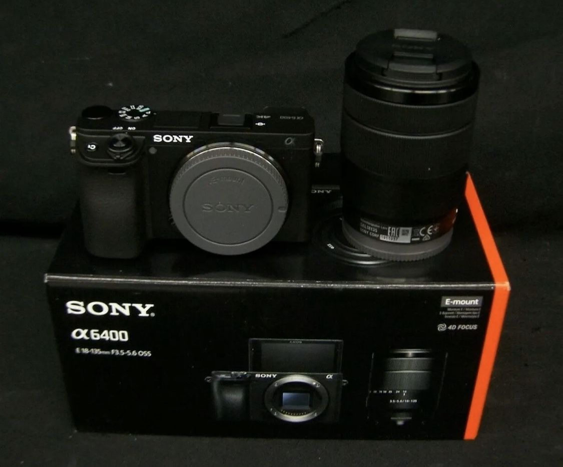 Sony a6400 Mirroless Digital Camera w/ 18-135mm Lens