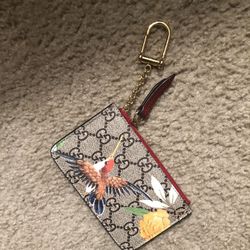Gucci Tian GG Supreme key case
