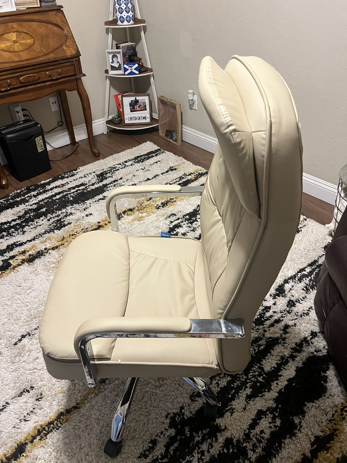 White Office Chair- Like New- $25