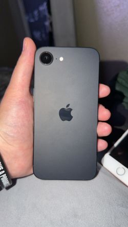 iPhone 16 E