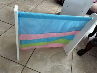 $10 Brand New Book Shelf For Little Girls