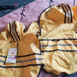 Doggie Yellow Raincoats (2)