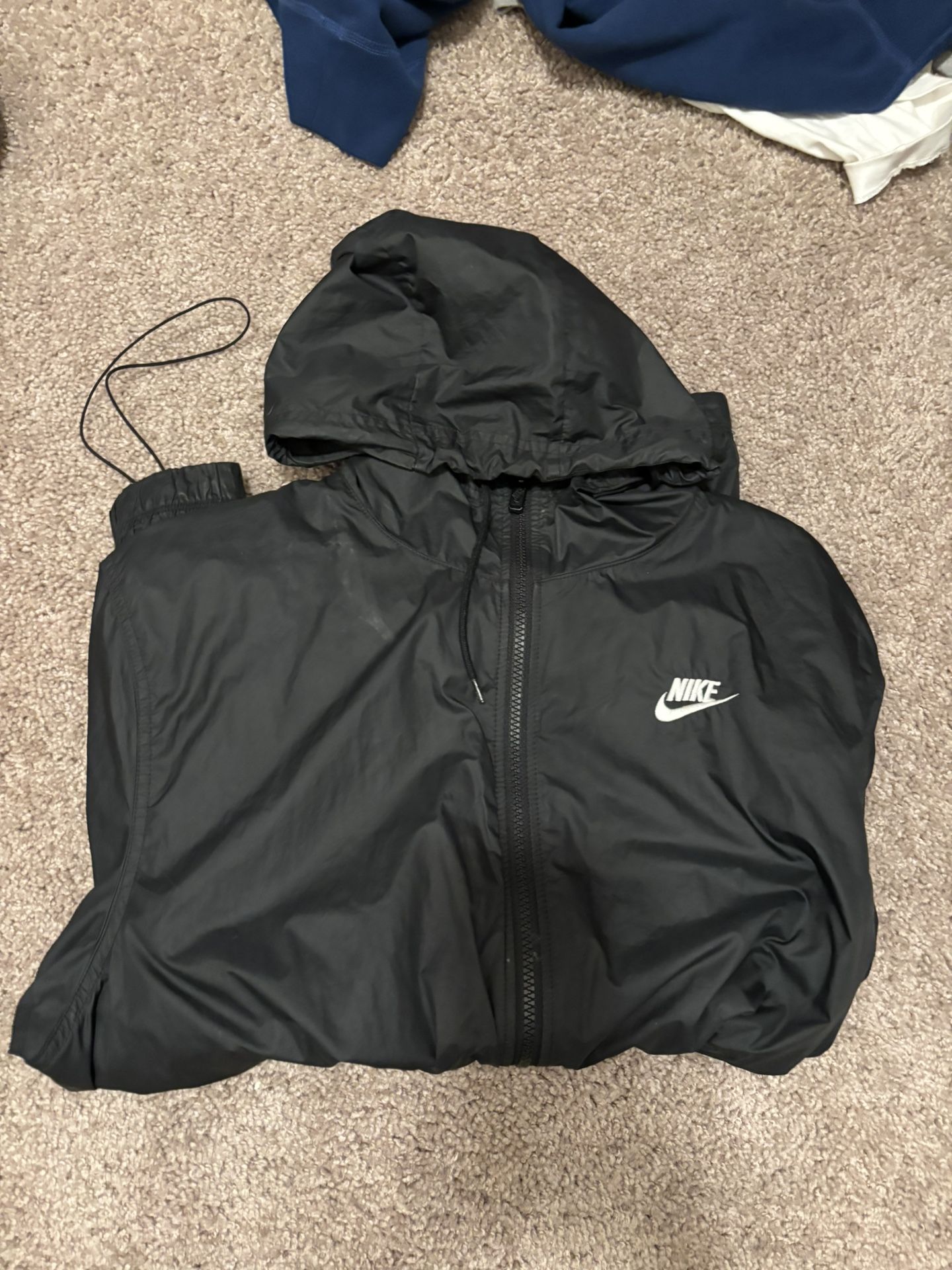 Nike Windbreaker Size Large